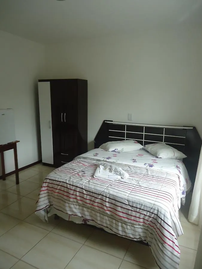 Iria'S Hotel Timbó 3*,